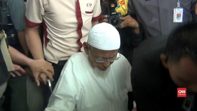 Kemkumham Jabar Enggan Spekulasi Landasan Ba'asyir Bebas