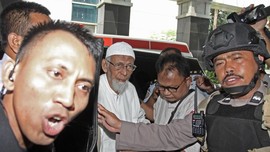 Ba'asyir Dianjurkan Jalani Fisioterapi Tiga Kali Sepekan