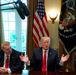 Pengumuman Kebijakan Bea Impor Baja Trump Bisa Saja Mundur
