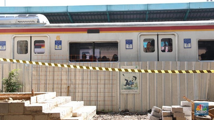 DDT Jatinegara-Cawang Beroperasi, Commuter Line Tersendat