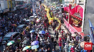 Pontianak Rayakan Cap Go Meh bersama 28 'Naga'