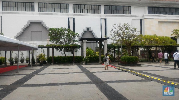 Akses Internet di Bali Dimatikan Saat Hari Raya Nyepi Kementerian Komunikasi dan Informatika (Kemenkominfo) memutuskan akses data internet melalui telepon seluler di Bali akan dimatikan selama 24 jam.