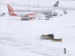 Bandara Ditutup, Badai Salju Serang Turki-Yunani