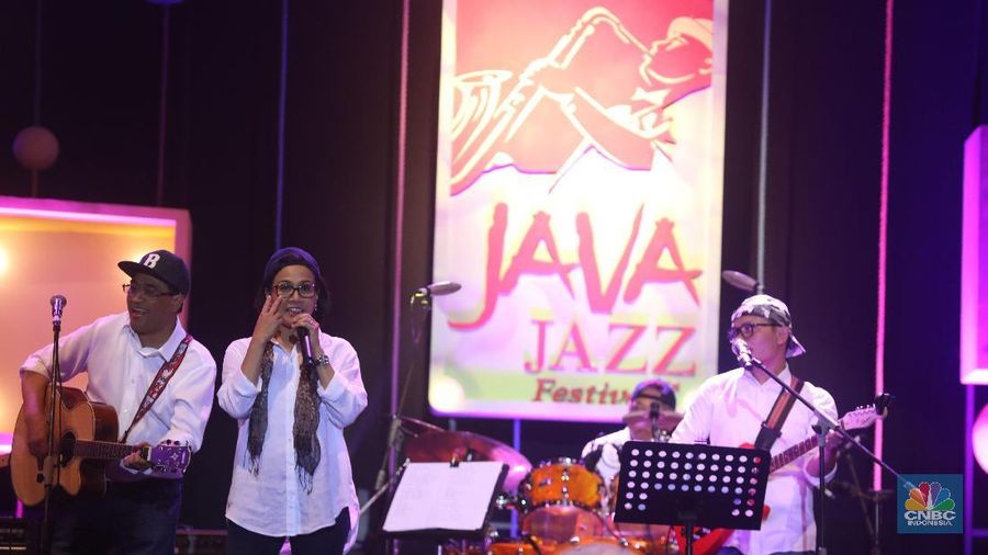 Para menteri tampil di acara Java Jazz 2018. Menggambarkan kekompakan Kabinet Kerja Presiden Joko Widodo.