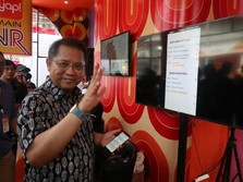 Pemerintah Gandeng Facebook Cs Hapus Ribuan Konten Terorisme