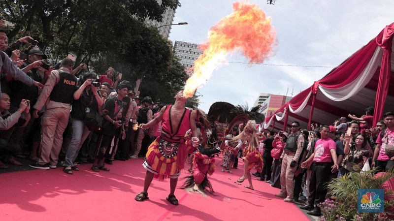 Karnaval Cap Go Meh Glodok menjadi wadah wadah pertukaran budaya, tidak hanya bagi etnis Tionghoa.