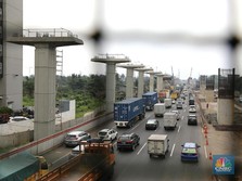 Lagi-lagi, JK Kritik Proyek LRT yang Dibangun Elevated