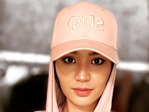 Hijab asal Belanda Ini Terbuat dari Bambu, Bagaimana Bentuknya? Hijab asal Belanda Ini Terbuat dari Bambu, Bagaimana Bentuknya?