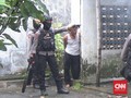 Amankan Orang Gila, Polda Jatim Kerahan Brimob Bersenjata