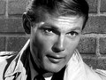 'In Memoriam' Oscar 2018 Lupakan Legenda 'Batman'