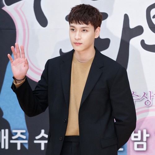  Foto  Gantengnya Choi Tae Joon Aktor  Korea  yang Pacaran 