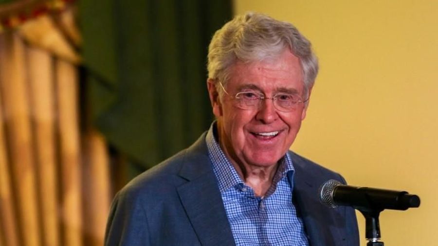 Daftar tahunan World Billionaire List dari Forbes berikut nama-namanya.