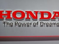 Impor Mobil CBU Anjlok 28,9%: Mitsubishi Nol, Honda Naik Lebih 5.300%