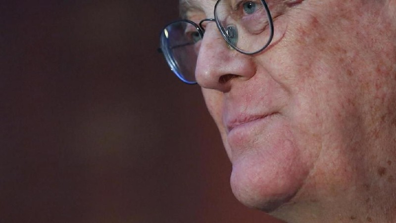Daftar tahunan World Billionaire List dari Forbes berikut nama-namanya.