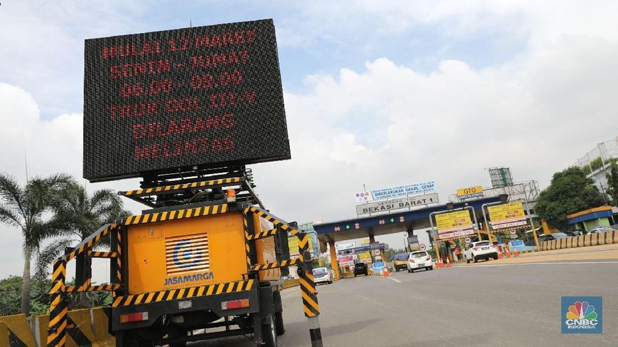 PT Jasa Marga (Persero) Tbk selaku operator jalan tol Jakarta - Cikampek menilai ketentuan ganjil-genap akan mengurangi kemacetan hingga 25%.