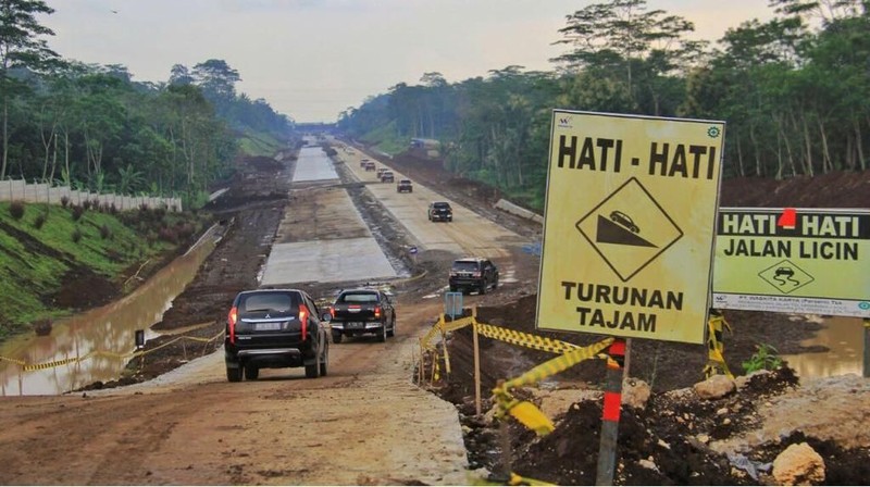 Menteri PUPR menargetkan Tol Semarang-Solo Seksi IV dan V yang menghubungkan Salatiga dan Kartasura akan fungsional pada masa mudik lebaran 2018.