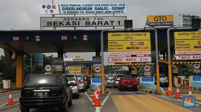PT Jasa Marga (Persero) Tbk selaku operator jalan tol Jakarta - Cikampek menilai ketentuan ganjil-genap akan mengurangi kemacetan hingga 25%.