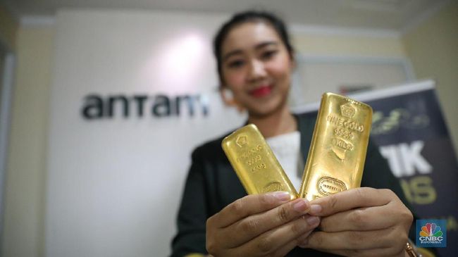 Harga Emas Dunia Naik, Harga Emas Antam Hari Ini Malah Flat - CNBC Indonesia