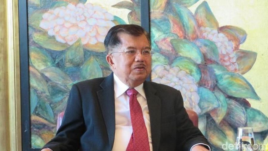 Keputusan Komisi III DPR RI memilih Firli Bahuri sebagai ketua KPK periode 2019-2023 menuai penolakan dari sejumlah kalangan.