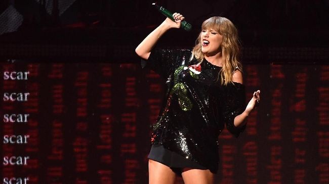 Lady Gaga, Taylor Swift, Miley Cyrus Disebut Buat Kolaborasi