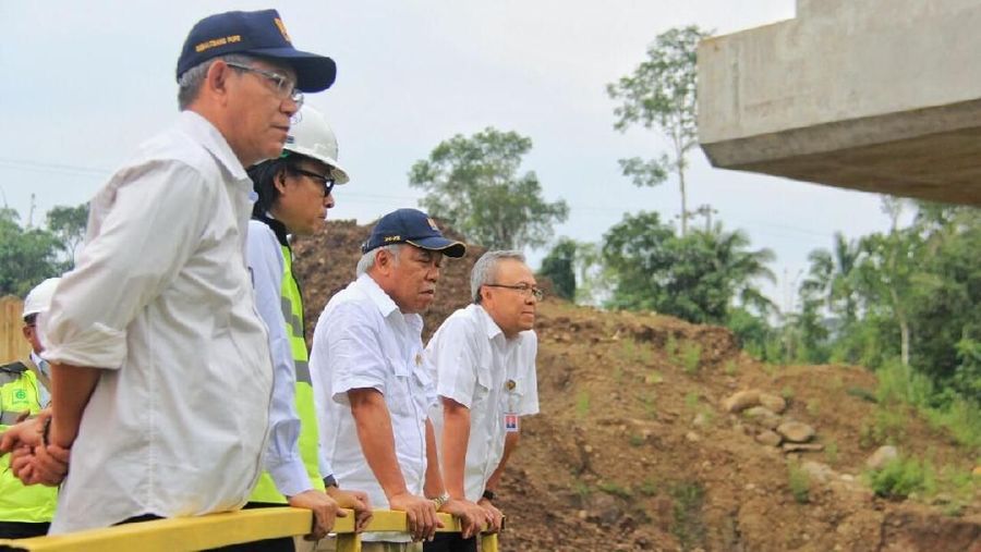 Menteri PUPR menargetkan Tol Semarang-Solo Seksi IV dan V yang menghubungkan Salatiga dan Kartasura akan fungsional pada masa mudik lebaran 2018.