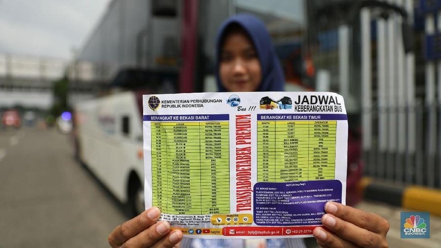 PT Jasa Marga (Persero) Tbk selaku operator jalan tol Jakarta - Cikampek menilai ketentuan ganjil-genap akan mengurangi kemacetan hingga 25%.