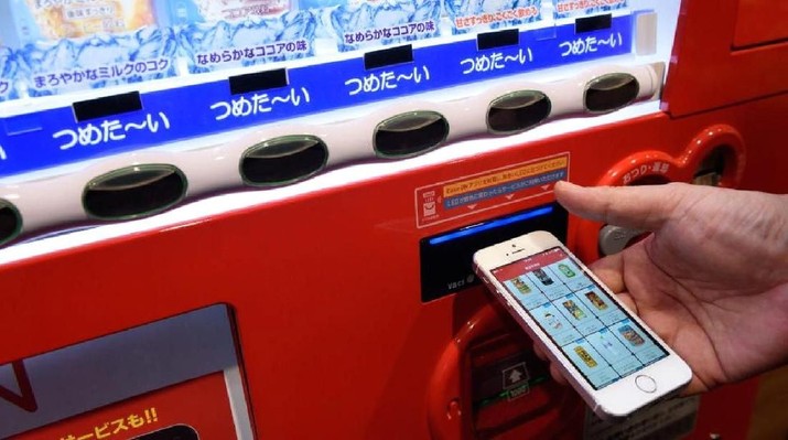 Setelah Kopi, Coca-Cola Produksi Minuman Beralkohol Minuman beralkohol milik Coca cola ini akan diberi nama Chu-Hi. Terdiri dari minuman suling Jepang shochu, air mineral dan perasa.