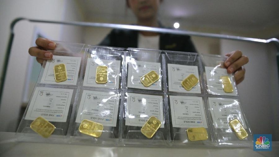 Harga emas Antam tercatat stagnan pada perdagangan hari ini.