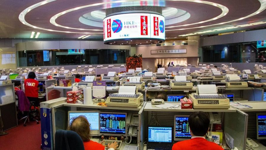 Indeks Shanghai dibuka menguat 0,17% ke level 3.179,8, sementara indeks Hang Seng dibuka naik 1,11% ke level 31.151,8.