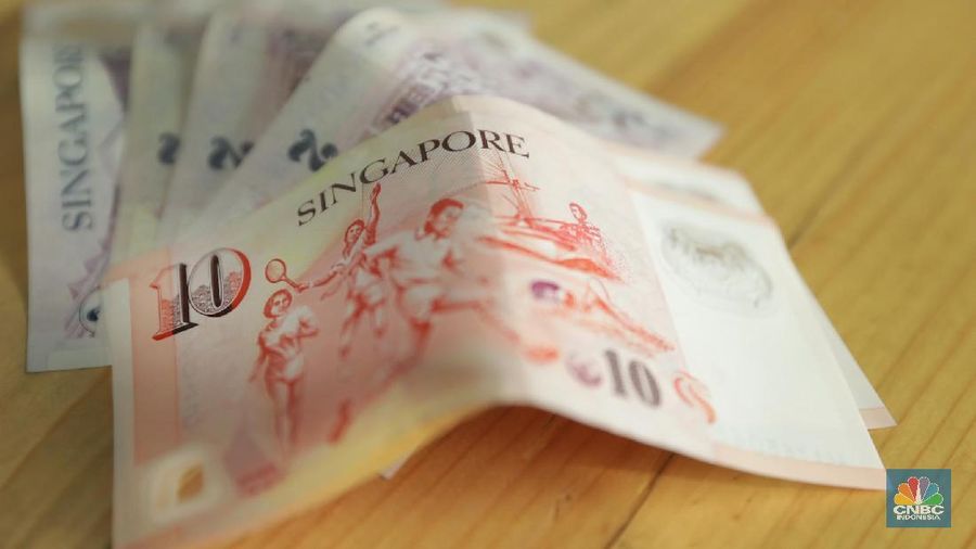 Aliran modal asing yang masuk mendorong terciptanya momentum penguatan tersebut.