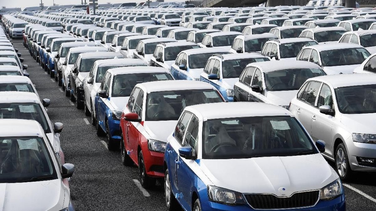 Raksasa Otomotif Terancam Kolaps: Tutup Tiga Pabrik dan PHK Puluhan Ribu Karyawan!