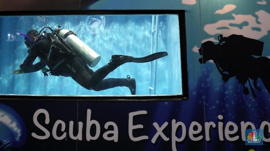 Deep and Extreme Indonesia 2018 merupakan event yang sangat dinantikan oleh pecinta diving, petualangan outdoor, para penggiat olah raga air