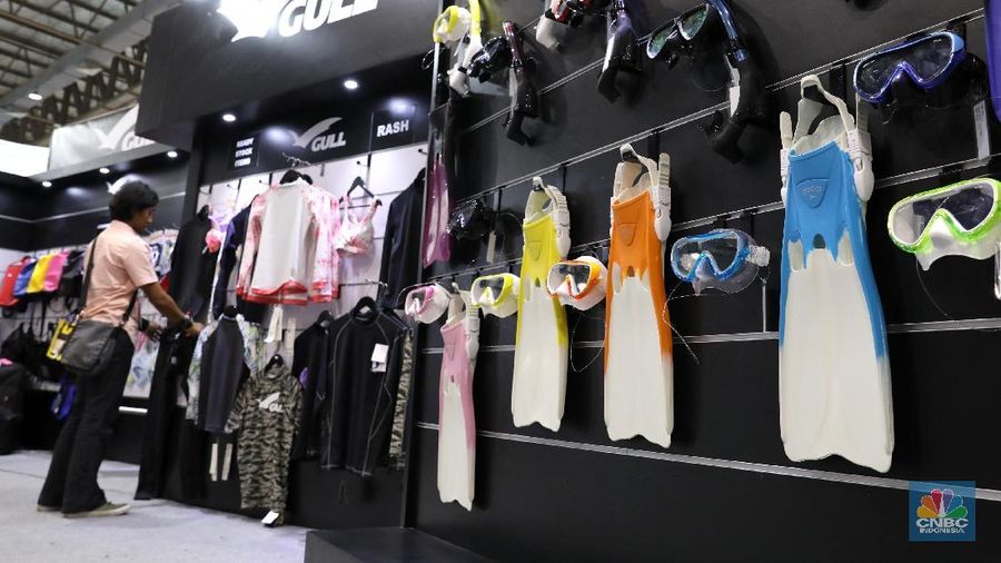 Deep and Extreme Indonesia 2018 merupakan event yang sangat dinantikan oleh pecinta diving, petualangan outdoor, para penggiat olah raga air