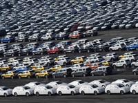 Pemanfaatan Teknologi Robot Memproduksi Mobil Volkswagen