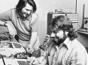 50 Tahun Apple: Ditolak 5 Kali, Bangkit, Ubah Dunia Teknologi