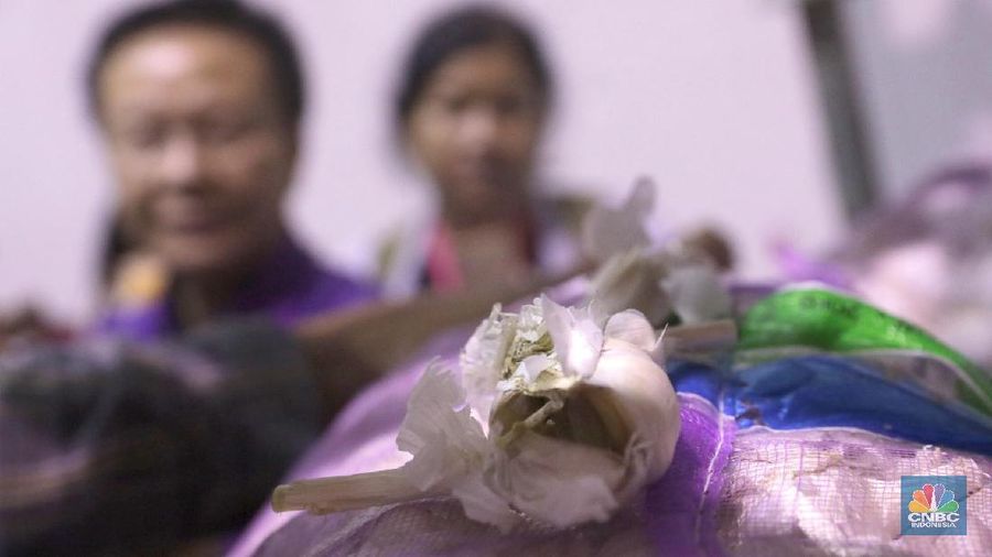 Angka kasus terkonfirmasi virus corona (Covid-19) secara global semakin naik dari hari ke hari.