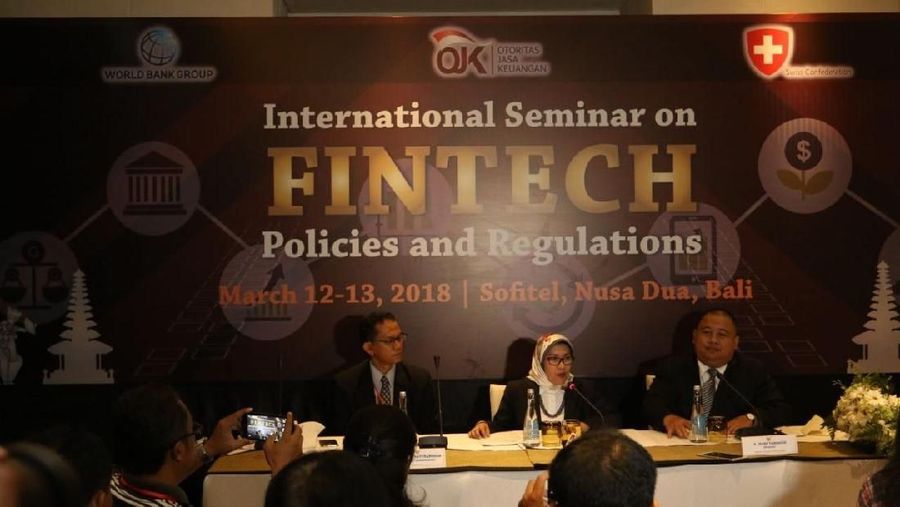 OJK akan menggunakan pendekatan disiplin pasar untuk mengawasi fintech karena itu perlu dibentuk Self Regulatory Organitation (SRO).