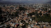 Mereka ingin meninggalkan Venezuela yang tengah dilanda krisis ekonomi akibat hiperinflasi dan pindah ke negara-negara tetangga. (REUTERS/Carlos Garcia Rawlins)
