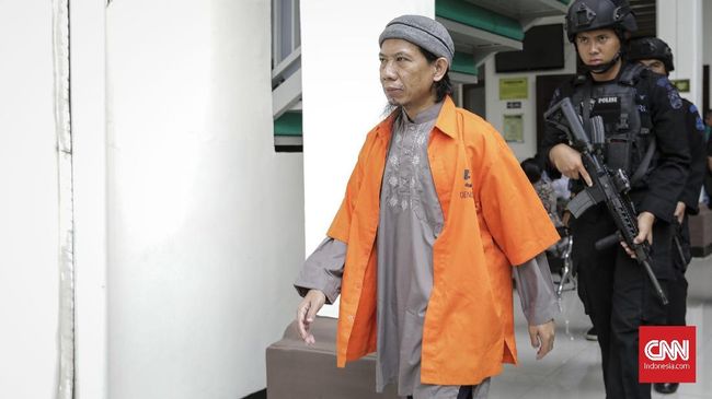 Jaksa Hadirkan Murid Aman Abdurrahman di Sidang
