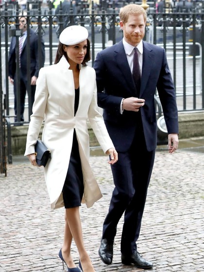Pakai Baju Mewah di Setiap Acara Kerajaan, Dari Mana Kekayaan Meghan Markle? Pakai Baju Mewah di Setiap Acara Kerajaan, Dari Mana Kekayaan Meghan Markle?