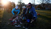 Disebut sebagai Monumen untuk Anak-anak Kita, demonstrasi ini merupakan upaya menekan Kongres untuk memperkuat undang-undang pengendalian senjata. (REUTERS/Eric Thayer)