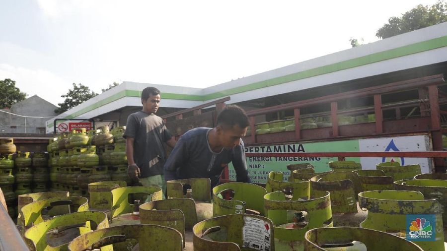 Jelang lebaran, PT Pertamina (Persero) akan meningkatkan pasokan LPG bertahap. Peningkatan dilakukan  seminggu sebelum lebaran mencapai 17% dari pasokan normal.