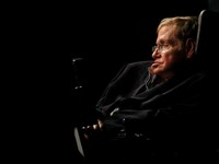 Stephen Hawking Ramal Akhir Dunia 2 Minggu Sebelum Meninggal