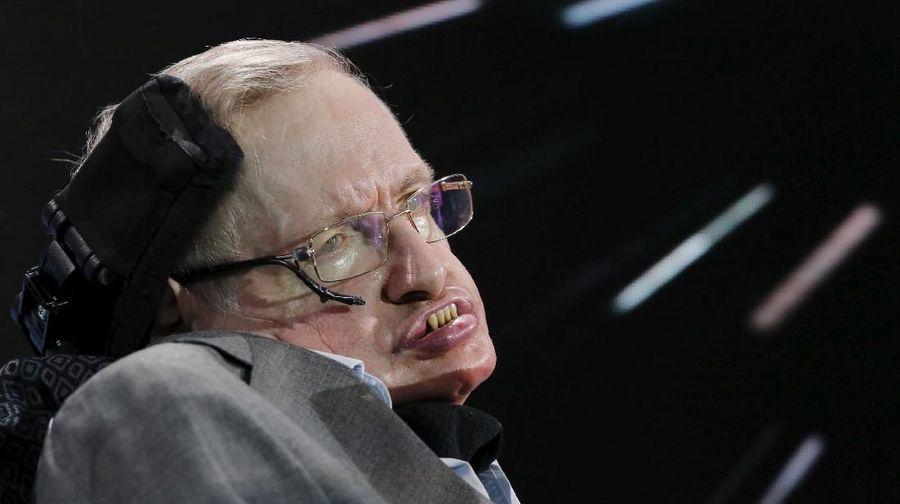 Hawking dikenal sebagai seorang fisikawan dan ahli kosmologi di dunia.