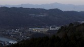 Penjara di Tokushima yang berjarak 520 km dari barat Tokyo mengubah sebuah bangunan menjadi sel untuk narapidana lanjut usia. Mereka yang masuk dalam sel ini berusia 60 tahun ke atas dan mengalami berbagai masalah kesehatan. (REUTERS/Toru Hanai)