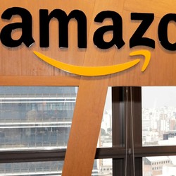 Soal Kerja Sama Cloud Amazon, Ini Bocoran Bos Bank Banten!