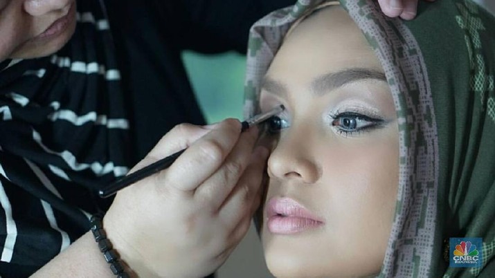 Make Up Artist Make Up Artist