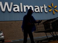 Walmart Beri Beasiswa bagi 1,4 Juta Pegawainya
