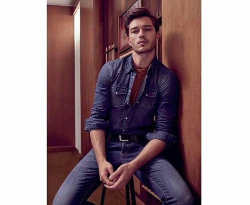 Foto: Gantengnya Papah Muda Chico Lachowski yang Bikin 