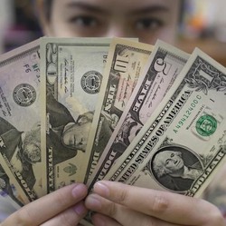Duit Jeff Bezos Cs 'Dimakan' Corona, Tapi Tak Jadi Miskin Kok